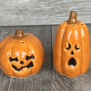 Enesco Ceramic Salt & Pepper Shakers Halloween